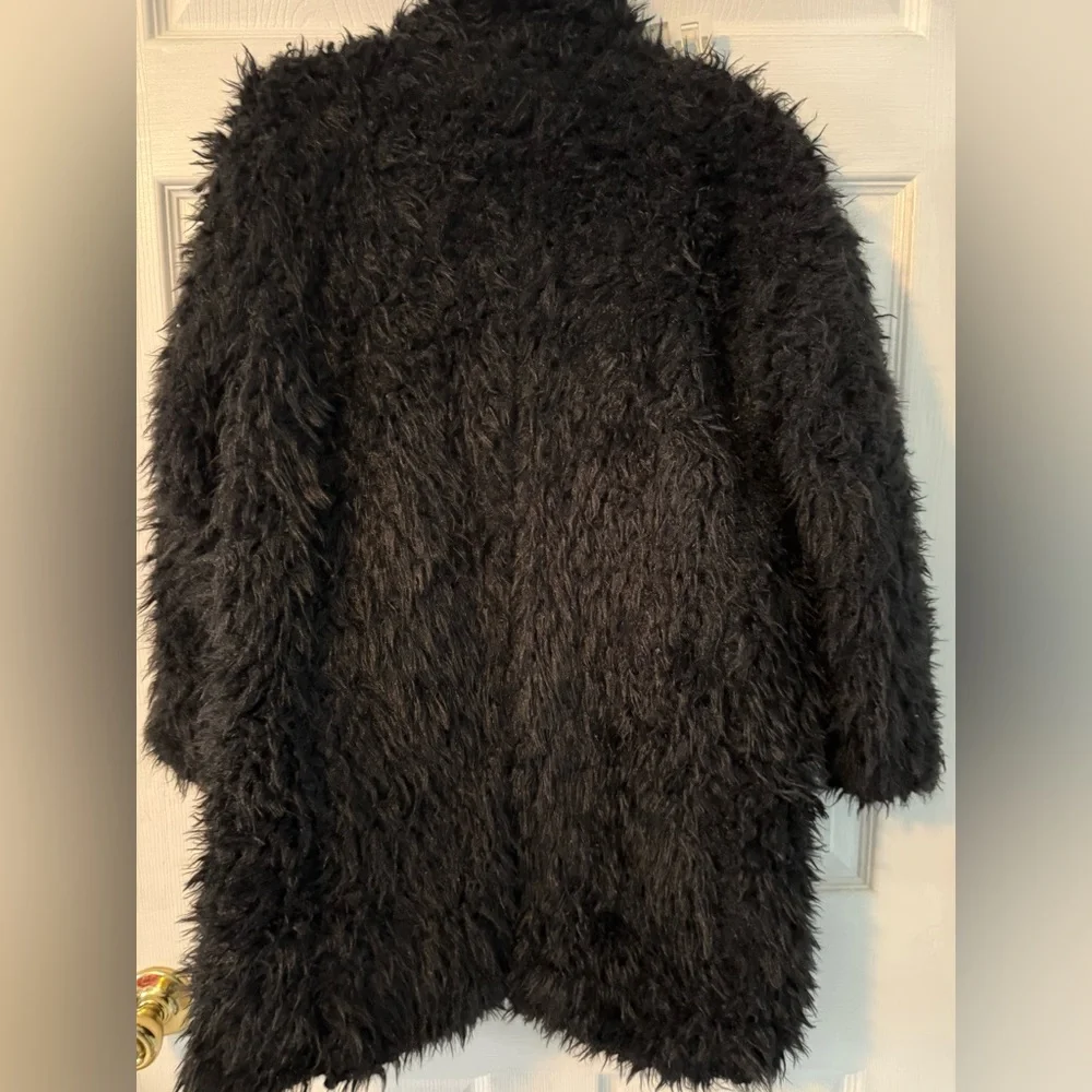 Art Class Girl's Fuzzy Sherpa Coat, Black, size Med